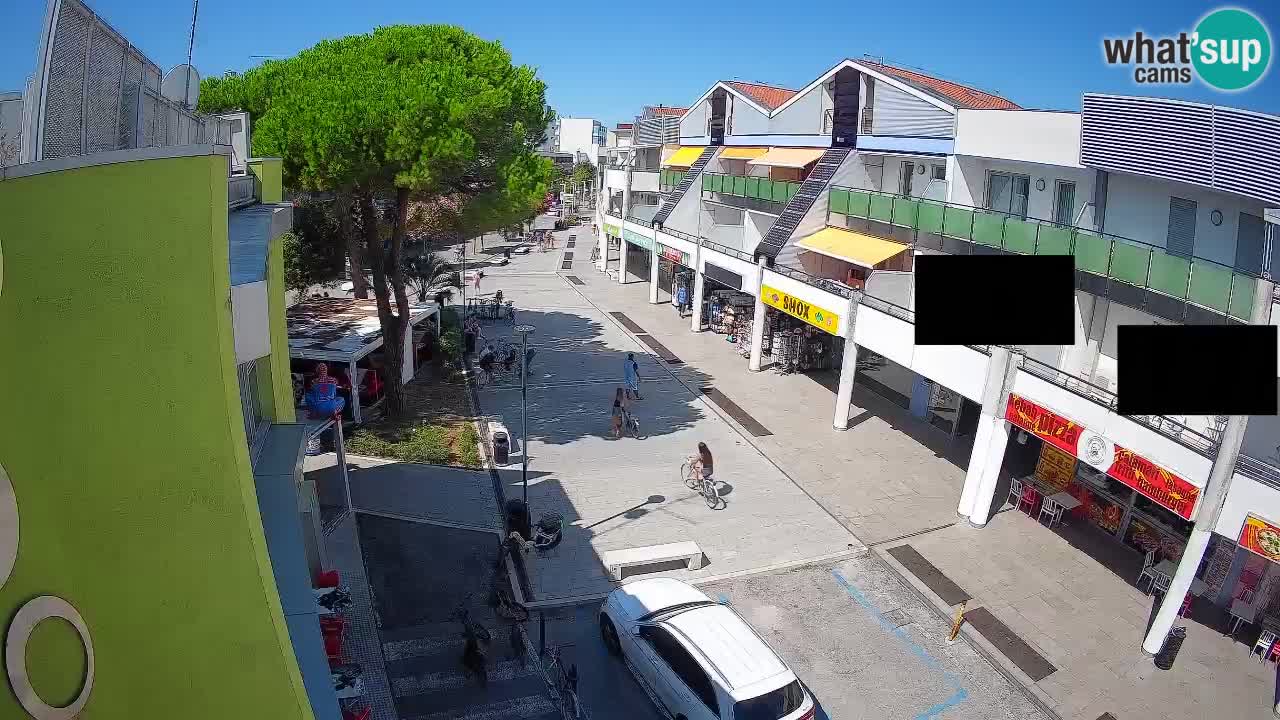 Webcam Rue Commerçante de Bibione – Vue en direct