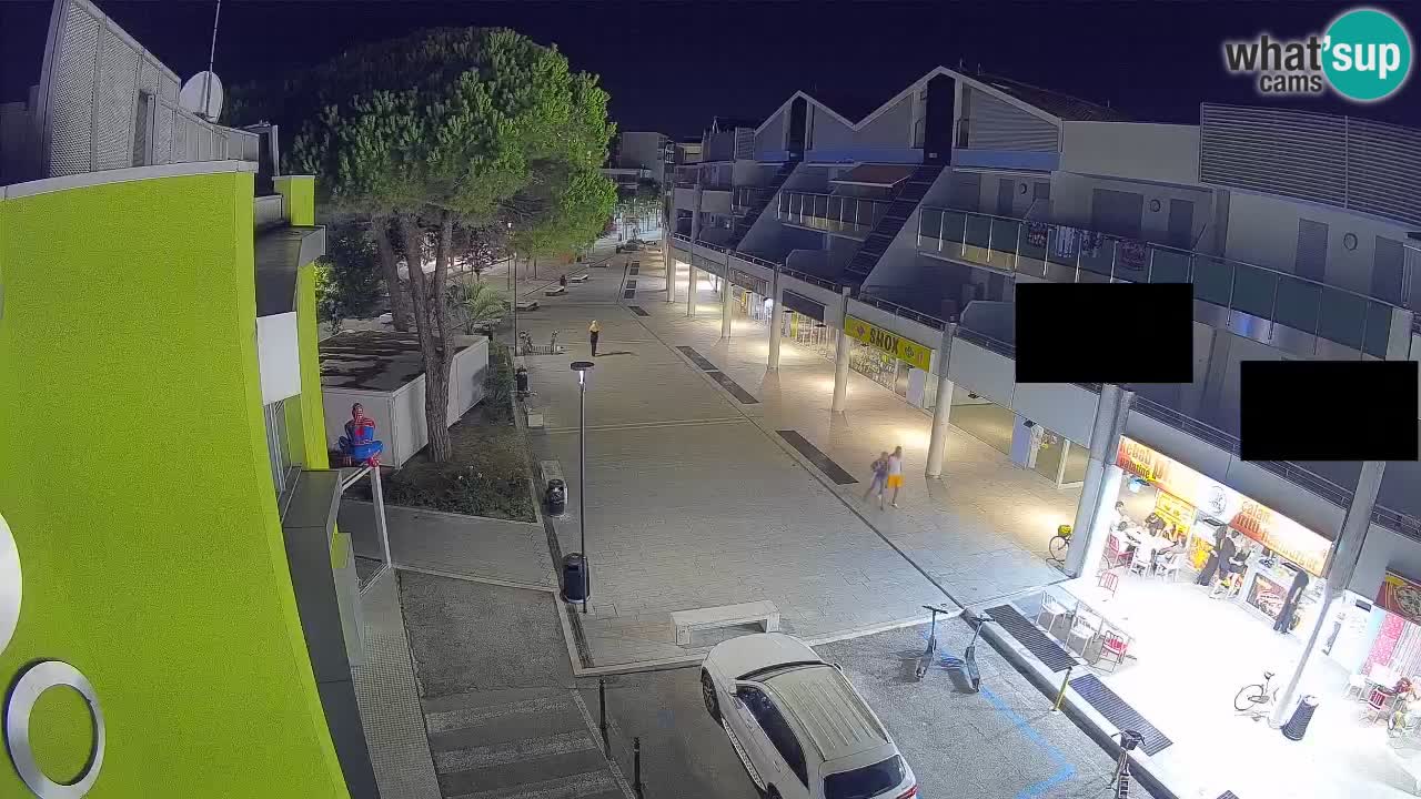 Webcam Rue Commerçante de Bibione – Vue en direct