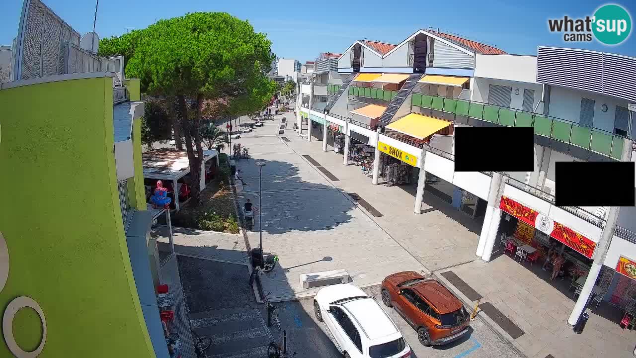 Bibione Shopping Street Webcam – Live View