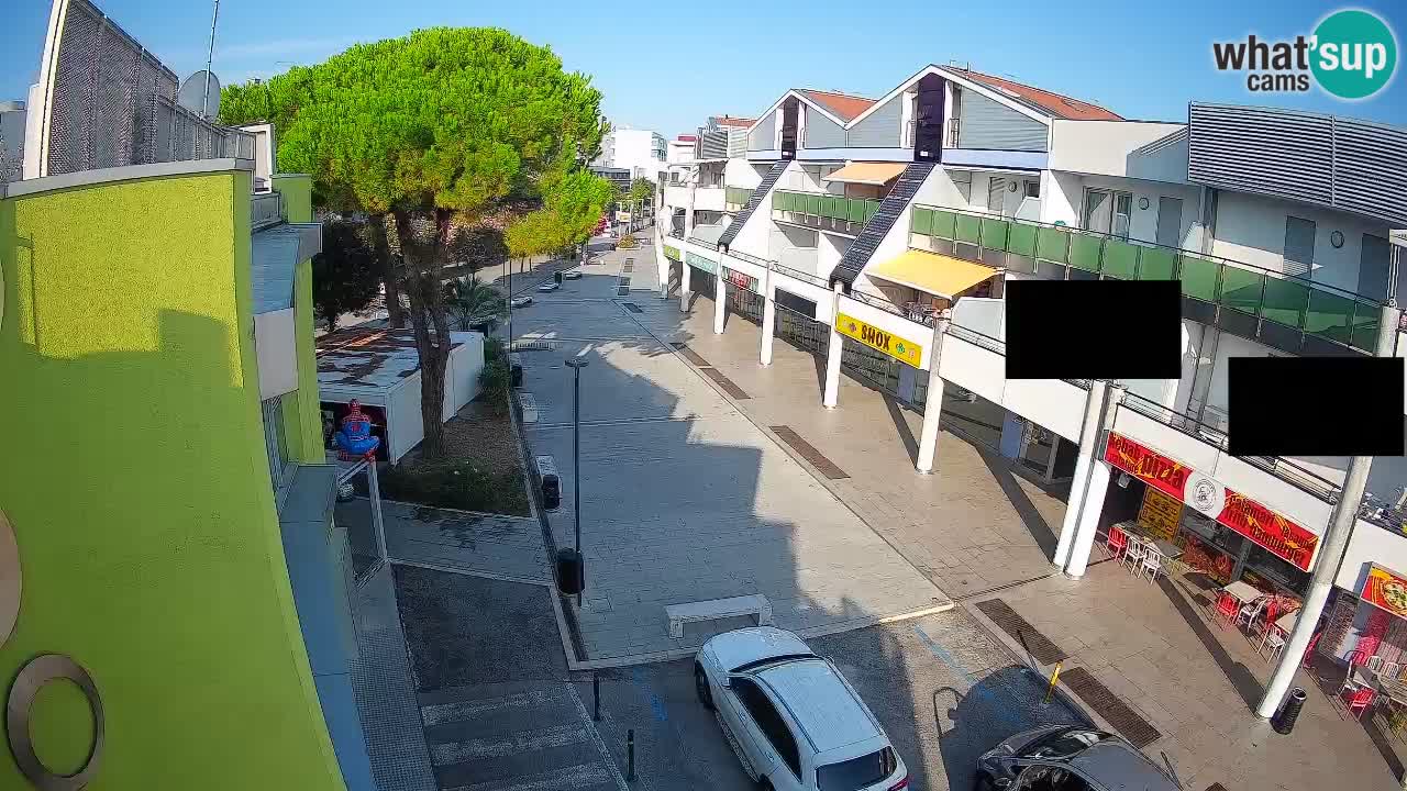 Webcam Rue Commerçante de Bibione – Vue en direct