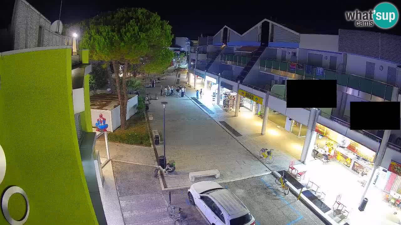 Webcam Via dello Shopping Bibione – Diretta Live