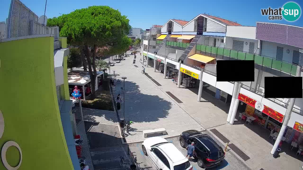 Bibione Shopping Street Webcam – Live View