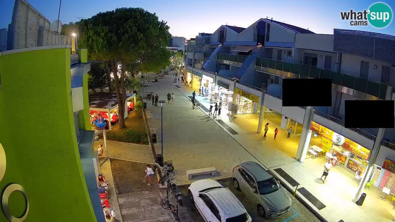 Webcam Via dello Shopping Bibione – Diretta Live