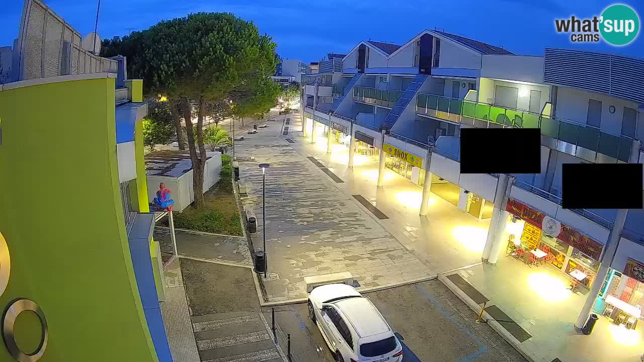 Webcam Via dello Shopping Bibione – Diretta Live