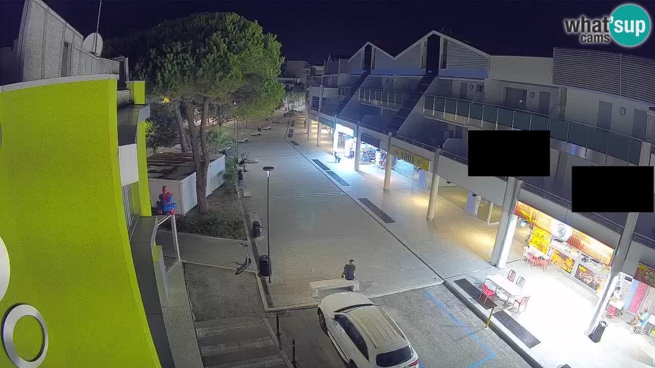 Webcam Via dello Shopping Bibione – Diretta Live