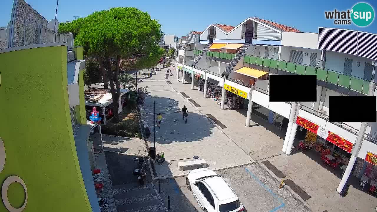 Webcam Rue Commerçante de Bibione – Vue en direct