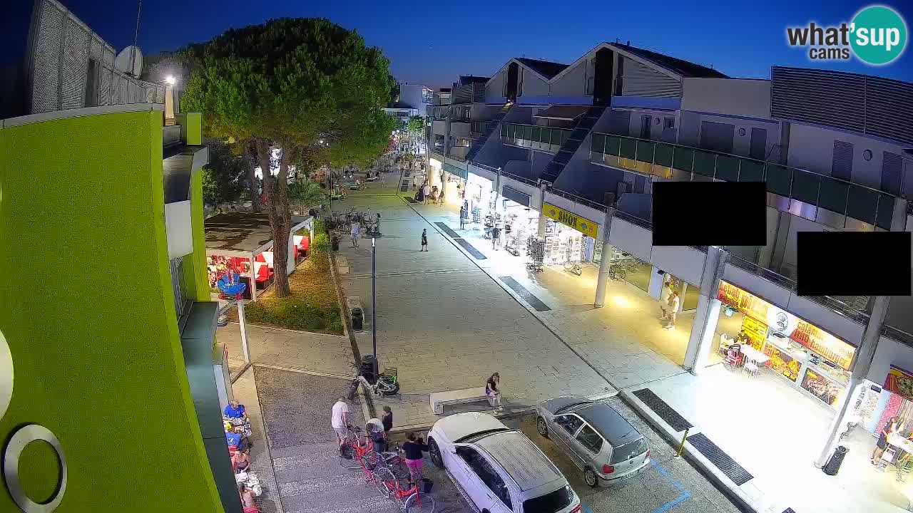 Bibione Shopping Street Webcam – Live View