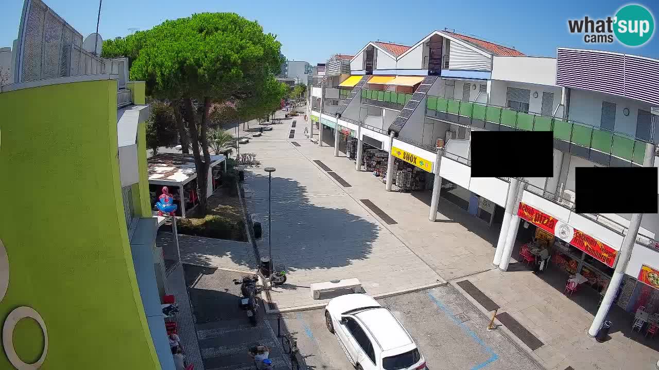 Webcam Rue Commerçante de Bibione – Vue en direct