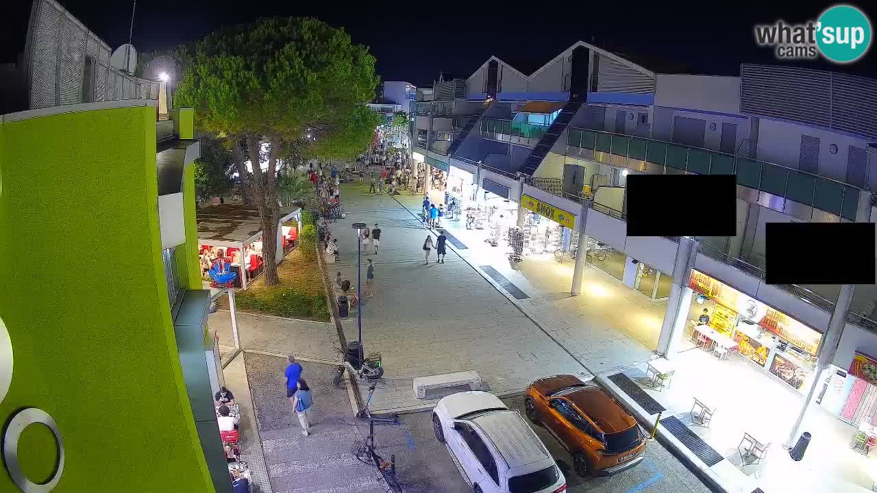 Bibione Shopping Street Webcam – Live View