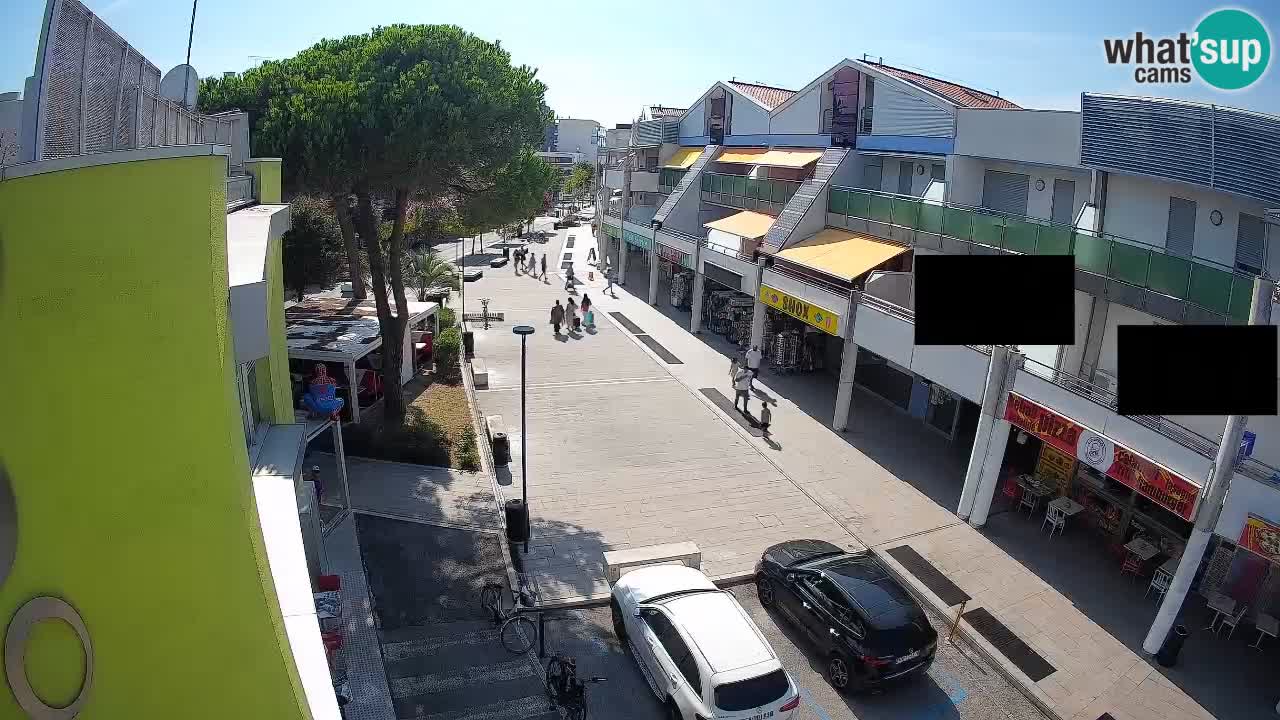 Spletna kamera Bibione Nakupovalna ulica – v živo