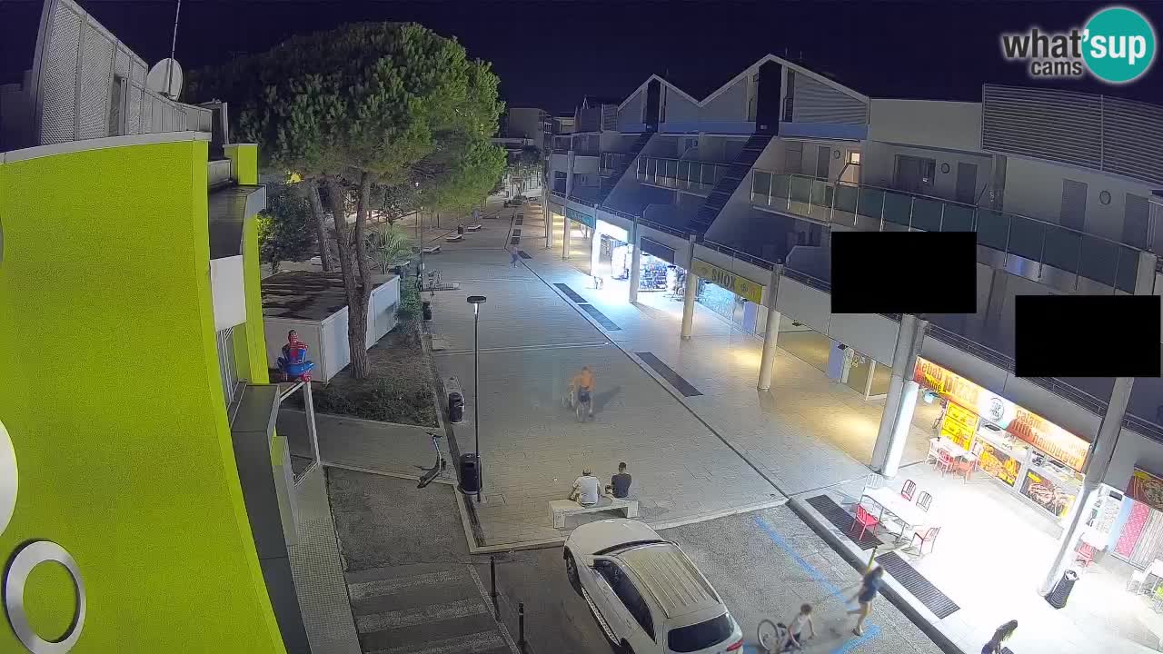 Webcam Rue Commerçante de Bibione – Vue en direct