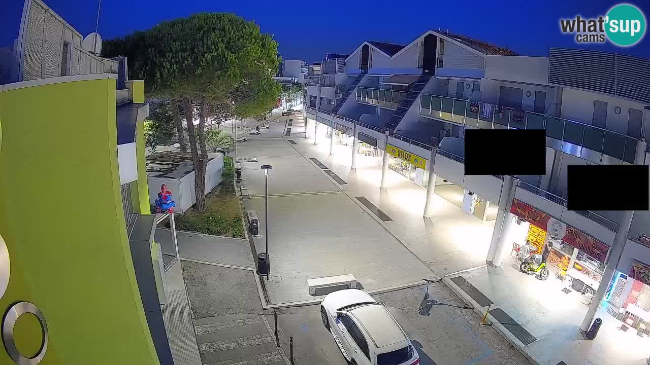 Webcam Rue Commerçante de Bibione – Vue en direct