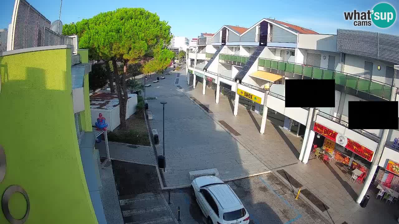 Webcam Rue Commerçante de Bibione – Vue en direct