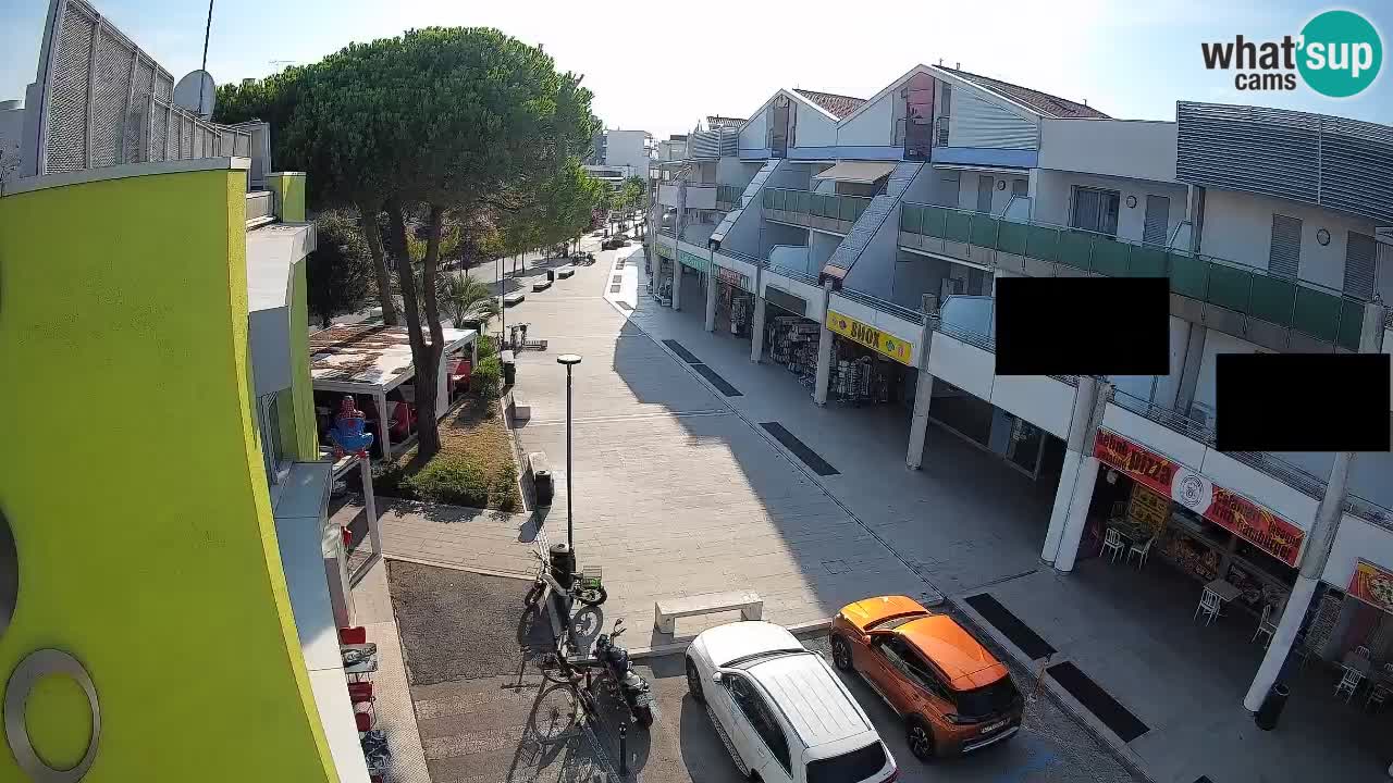 Spletna kamera Bibione Nakupovalna ulica – v živo