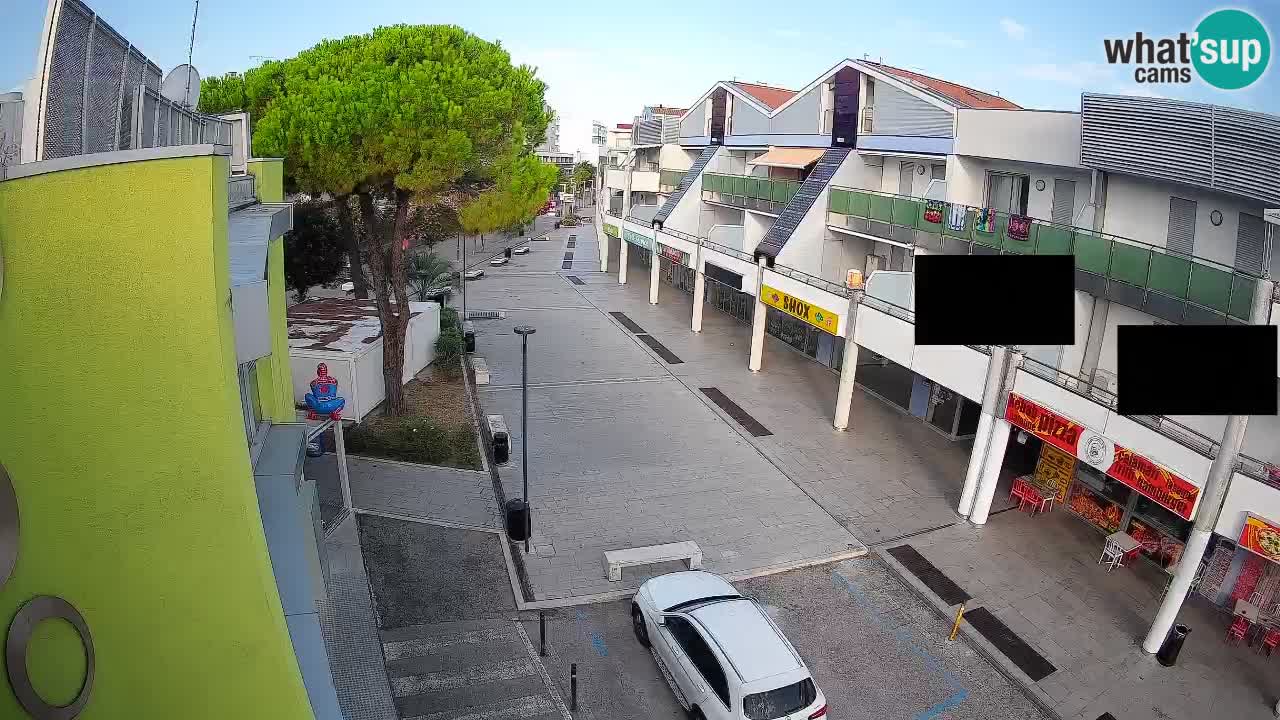 Webcam Via dello Shopping Bibione – Diretta Live