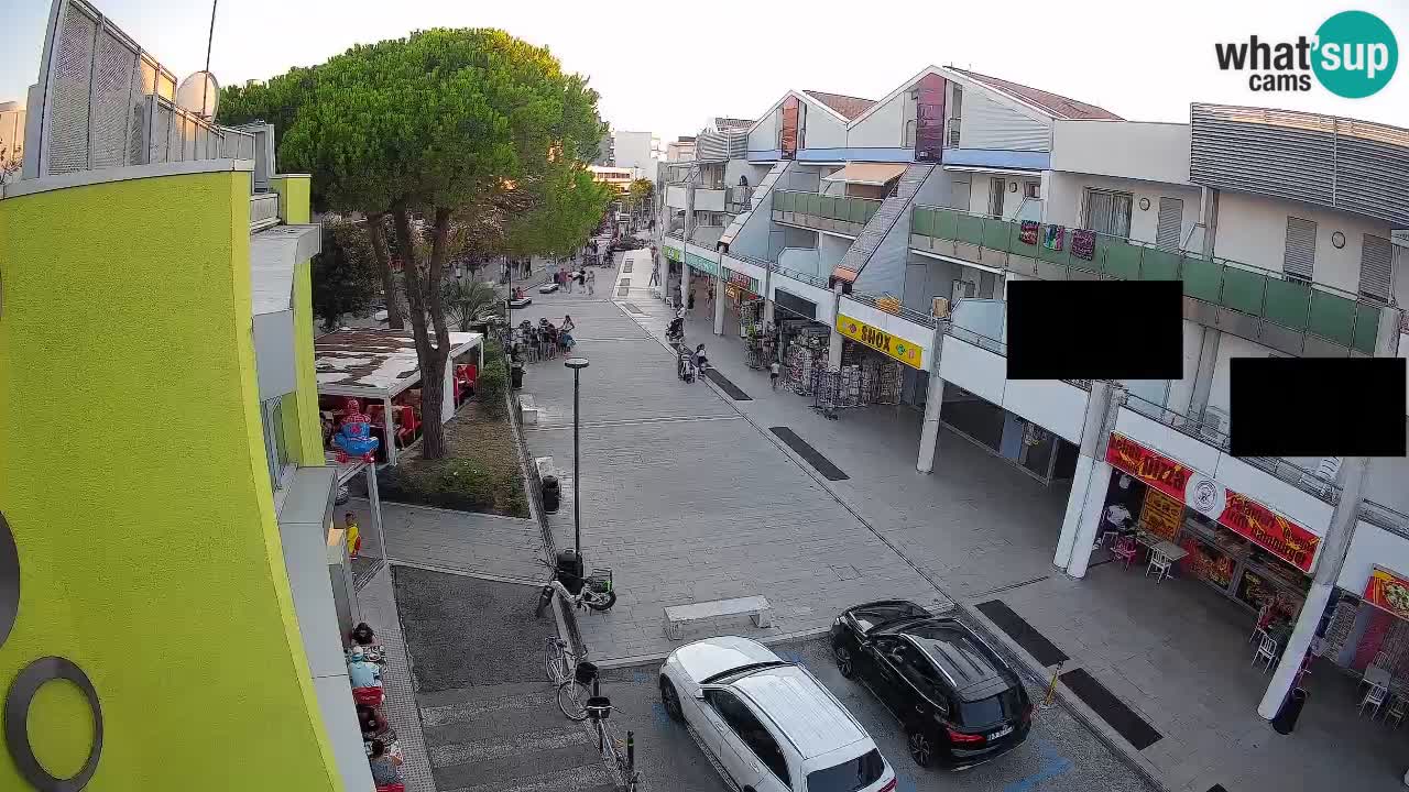 Webcam Via dello Shopping Bibione – Diretta Live