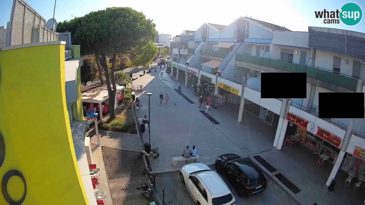Webcam Via dello Shopping Bibione – Diretta Live