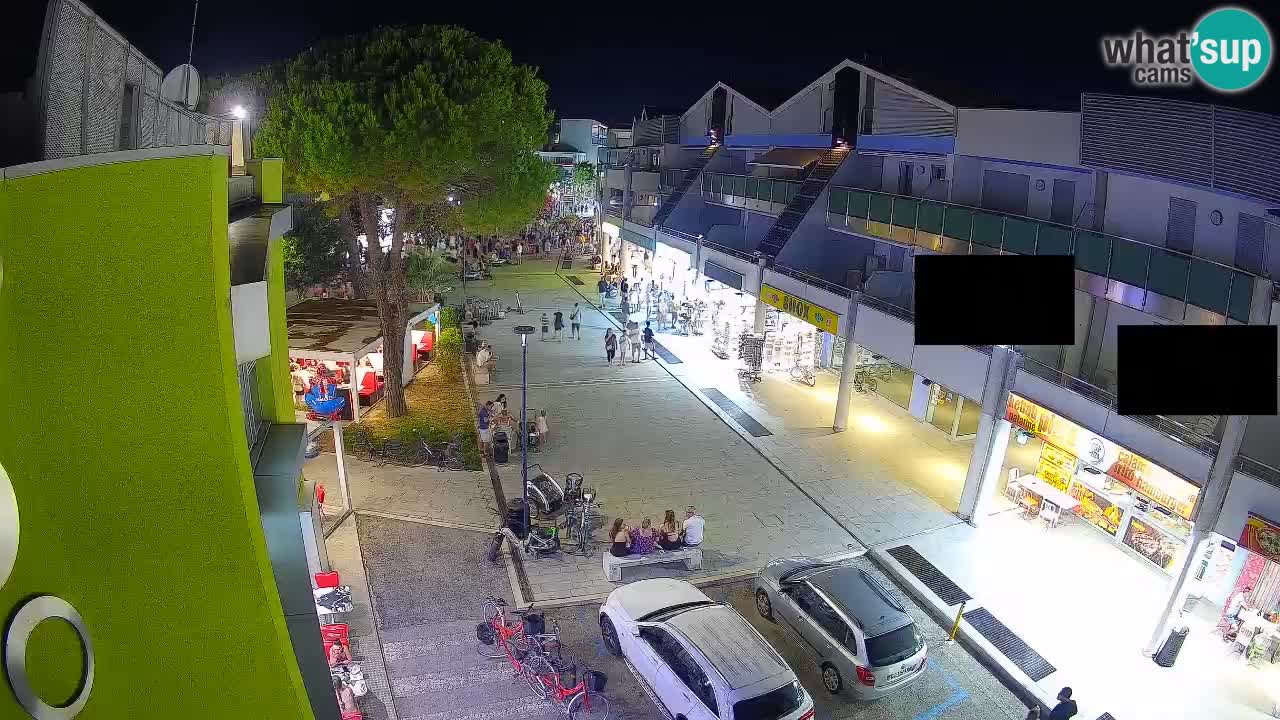Bibione Shopping Street Webcam – Live View