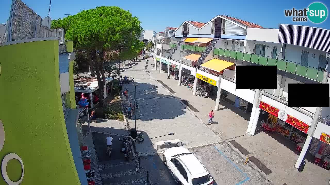 Bibione Shopping Street Webcam – Live View