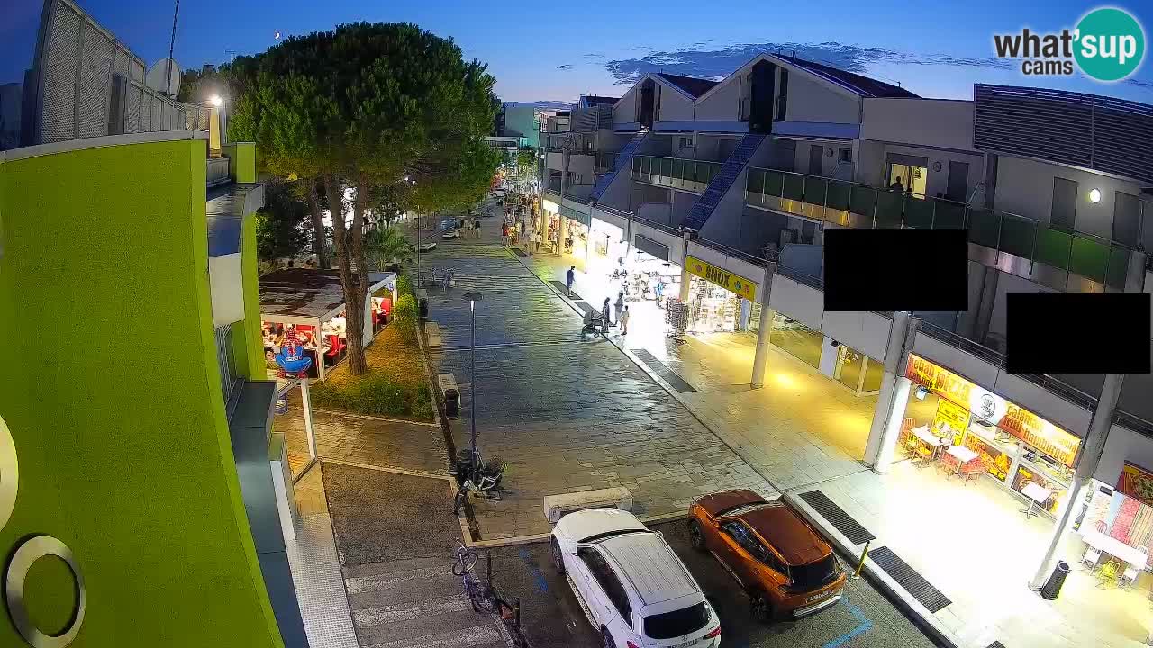 Webcam Via dello Shopping Bibione – Diretta Live
