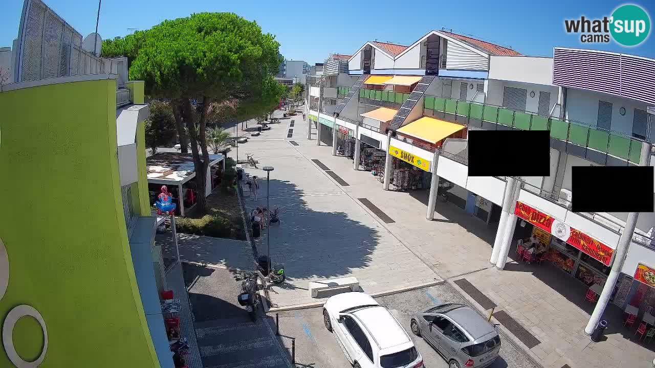 Bibione Shopping Street Webcam – Live View