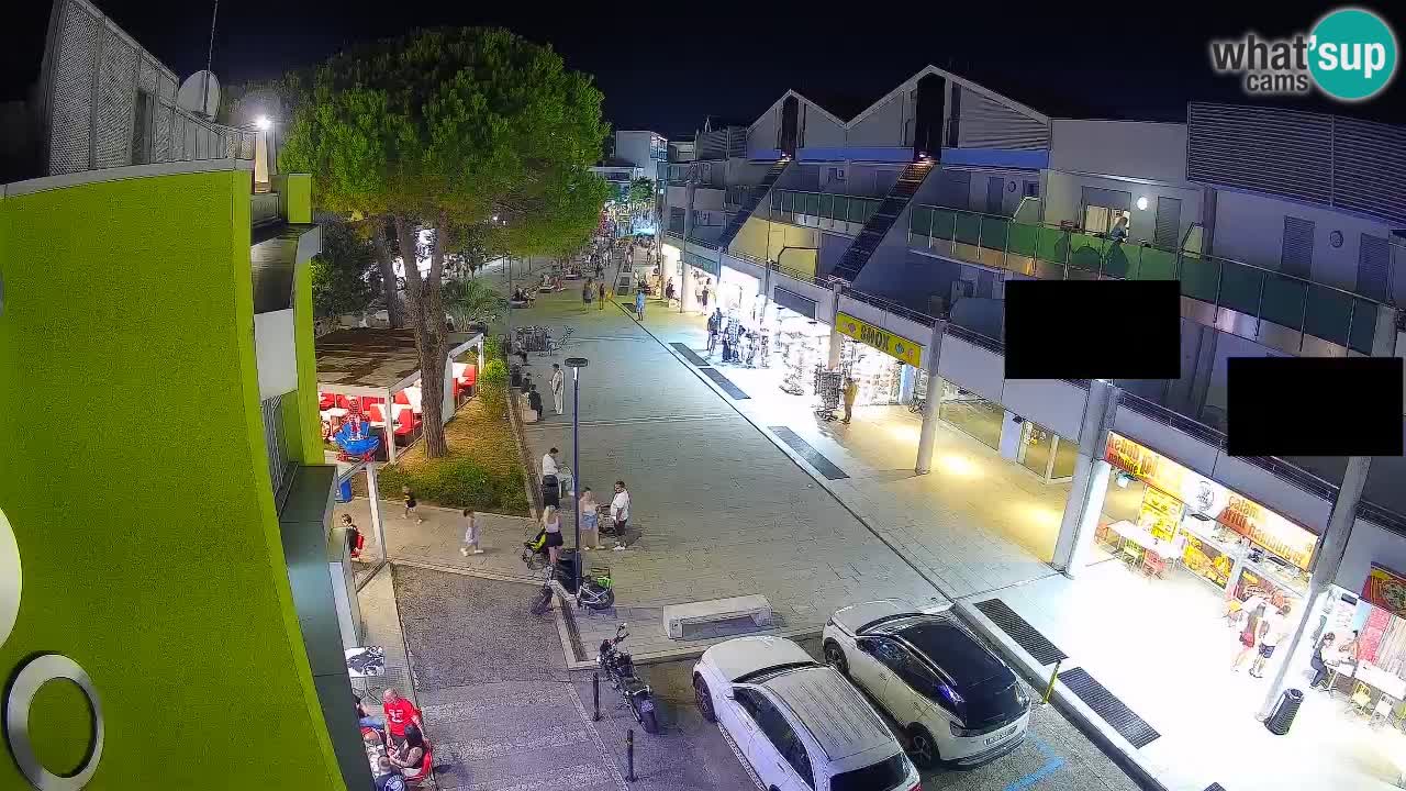 Bibione Shopping Street Webcam – Live View