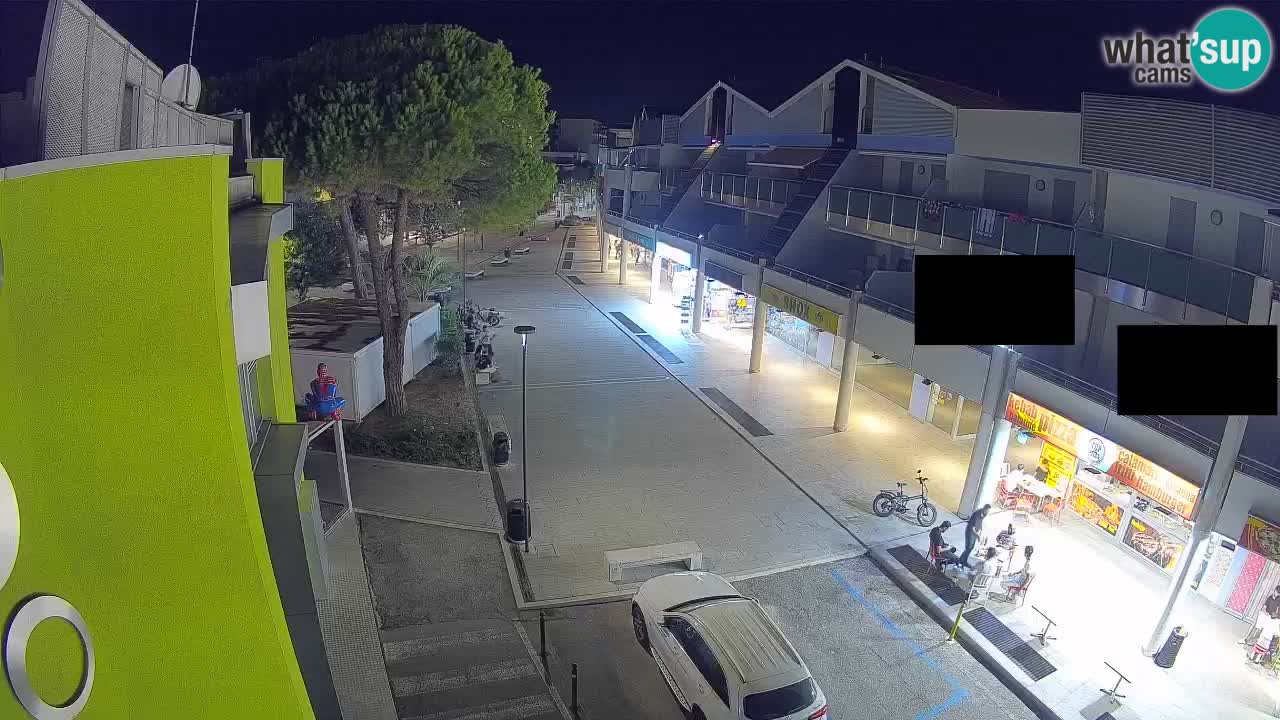 Webcam Via dello Shopping Bibione – Diretta Live