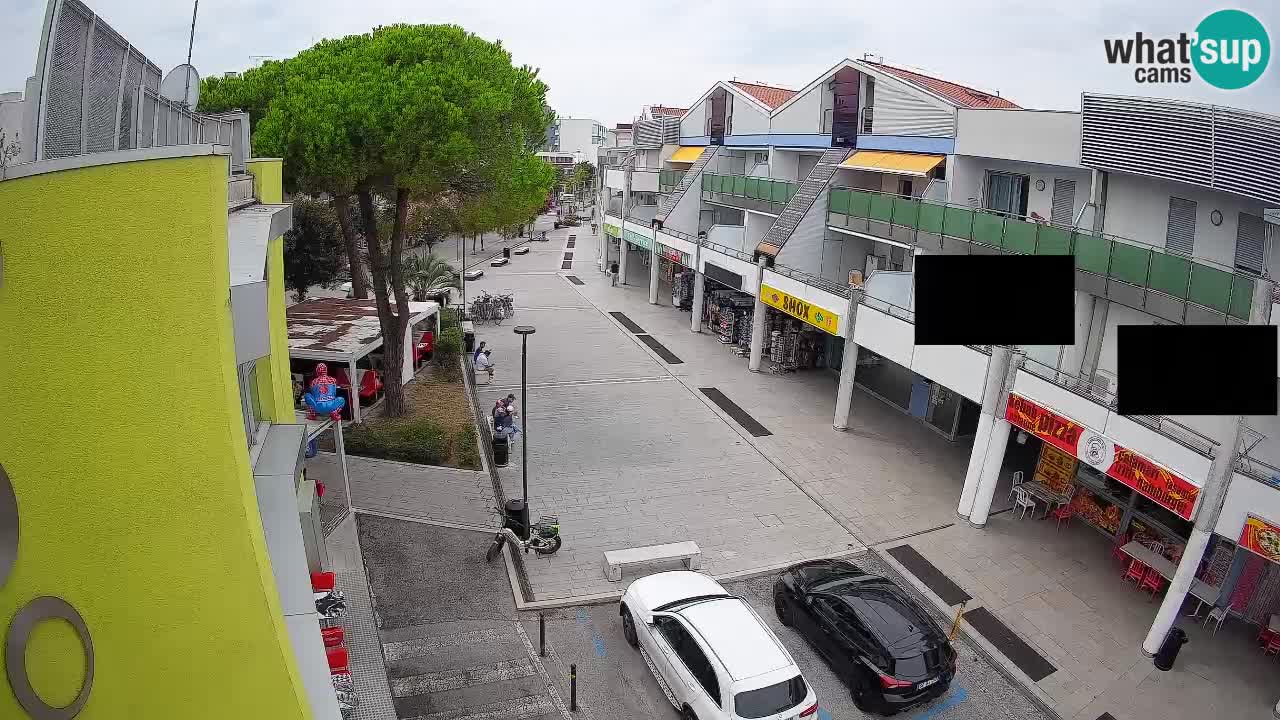 Webcam Rue Commerçante de Bibione – Vue en direct