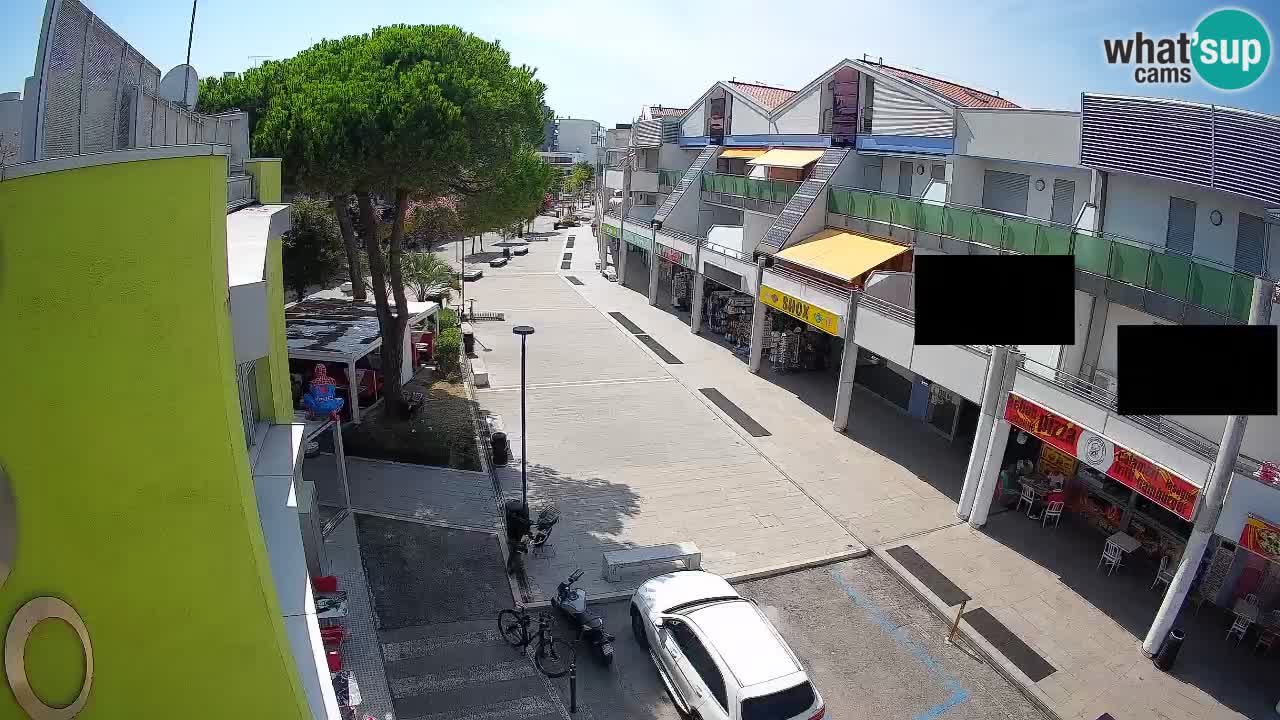 Spletna kamera Bibione Nakupovalna ulica – v živo