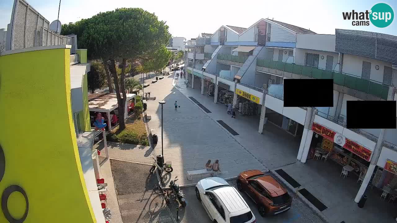 Webcam Rue Commerçante de Bibione – Vue en direct