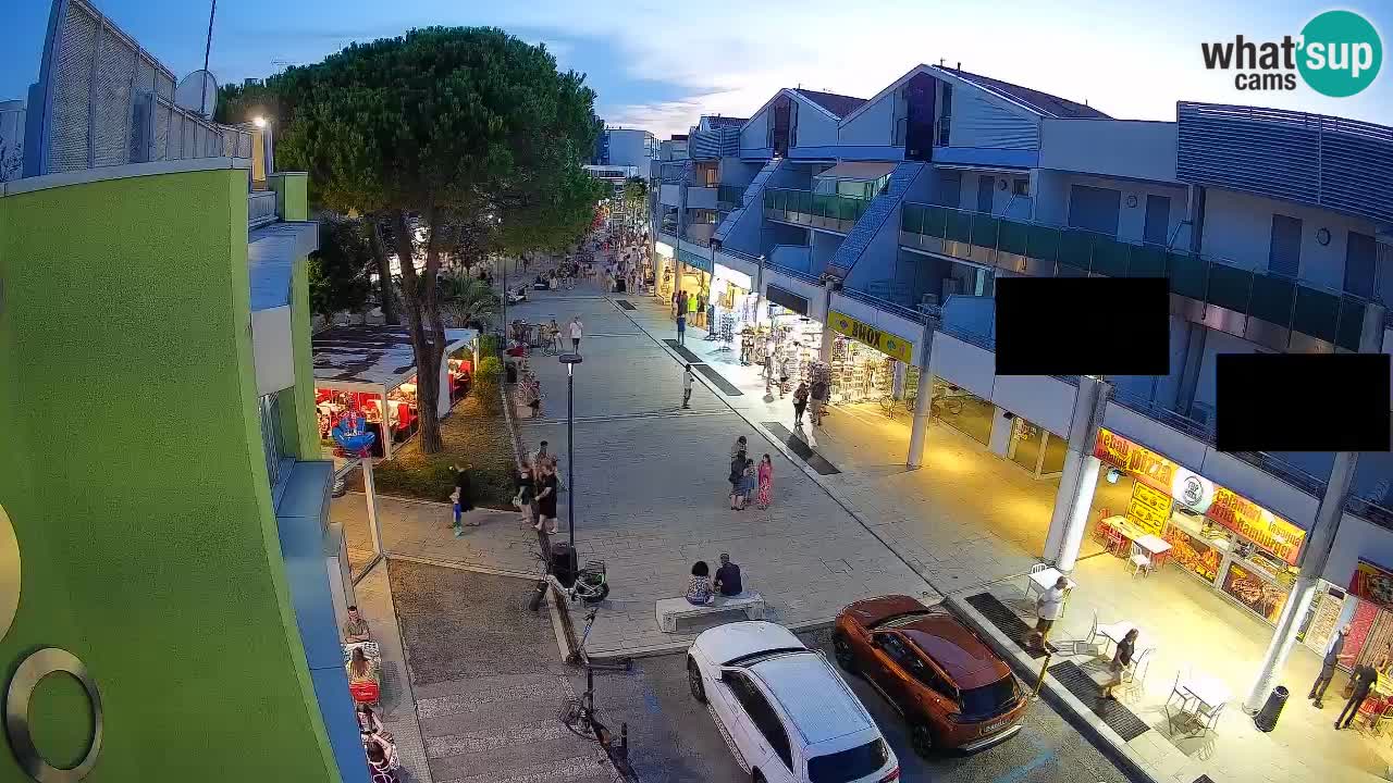 Bibione Shopping Street Webcam – Live View