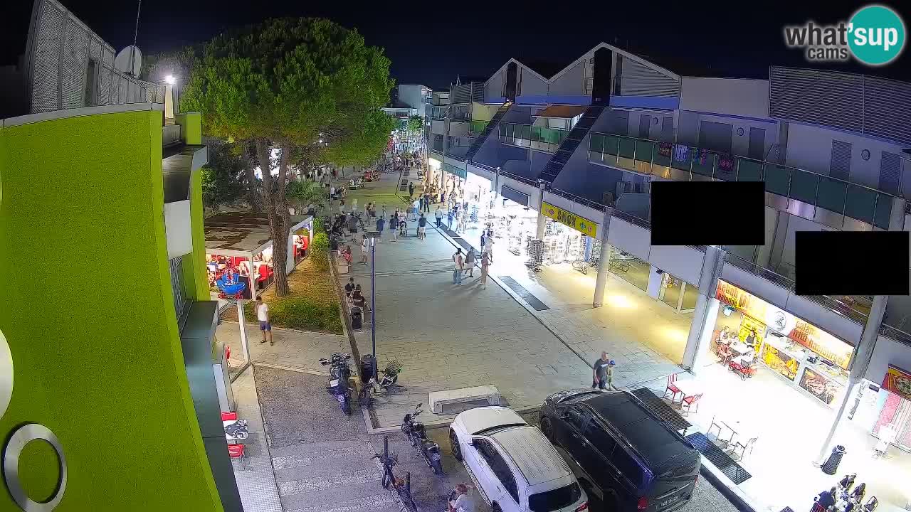 Bibione Shopping Street Webcam – Live View
