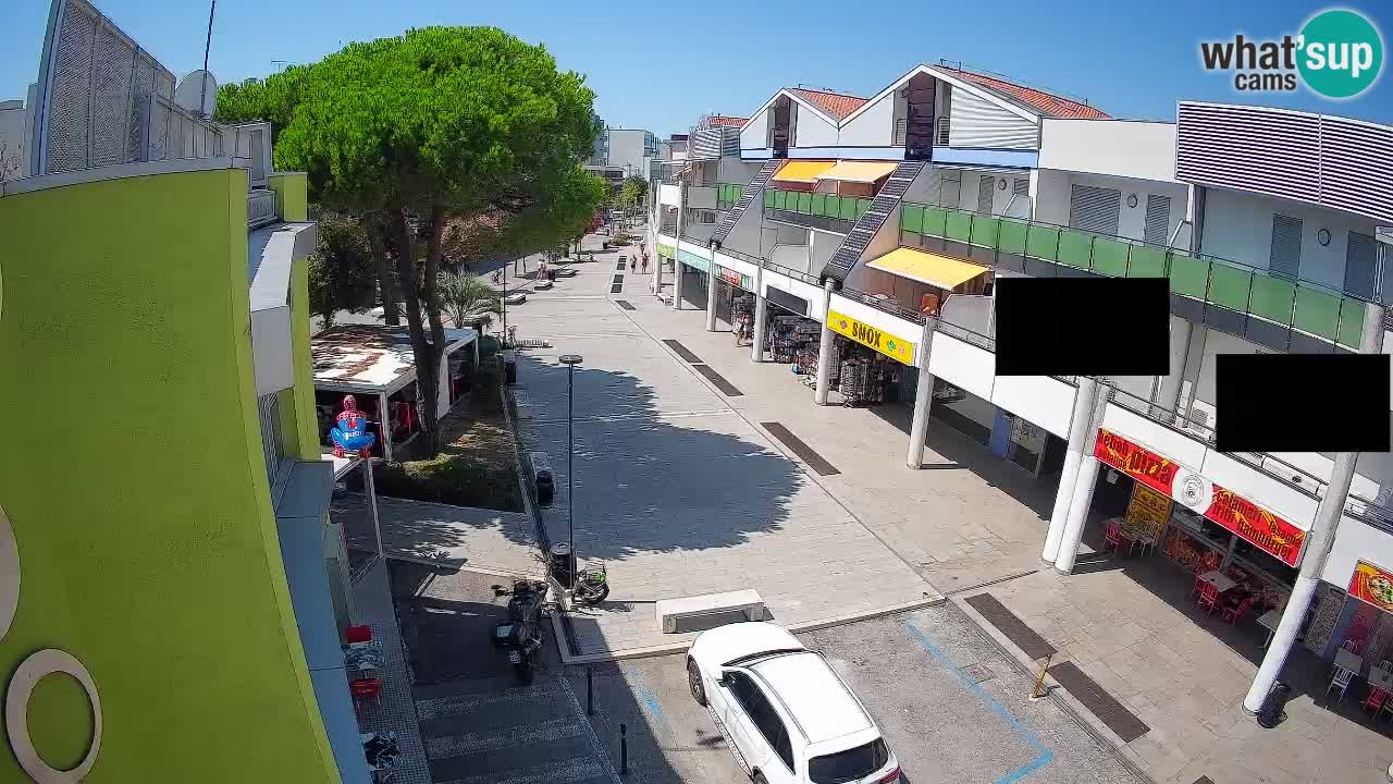 Bibione Shopping Street Webcam – Live View