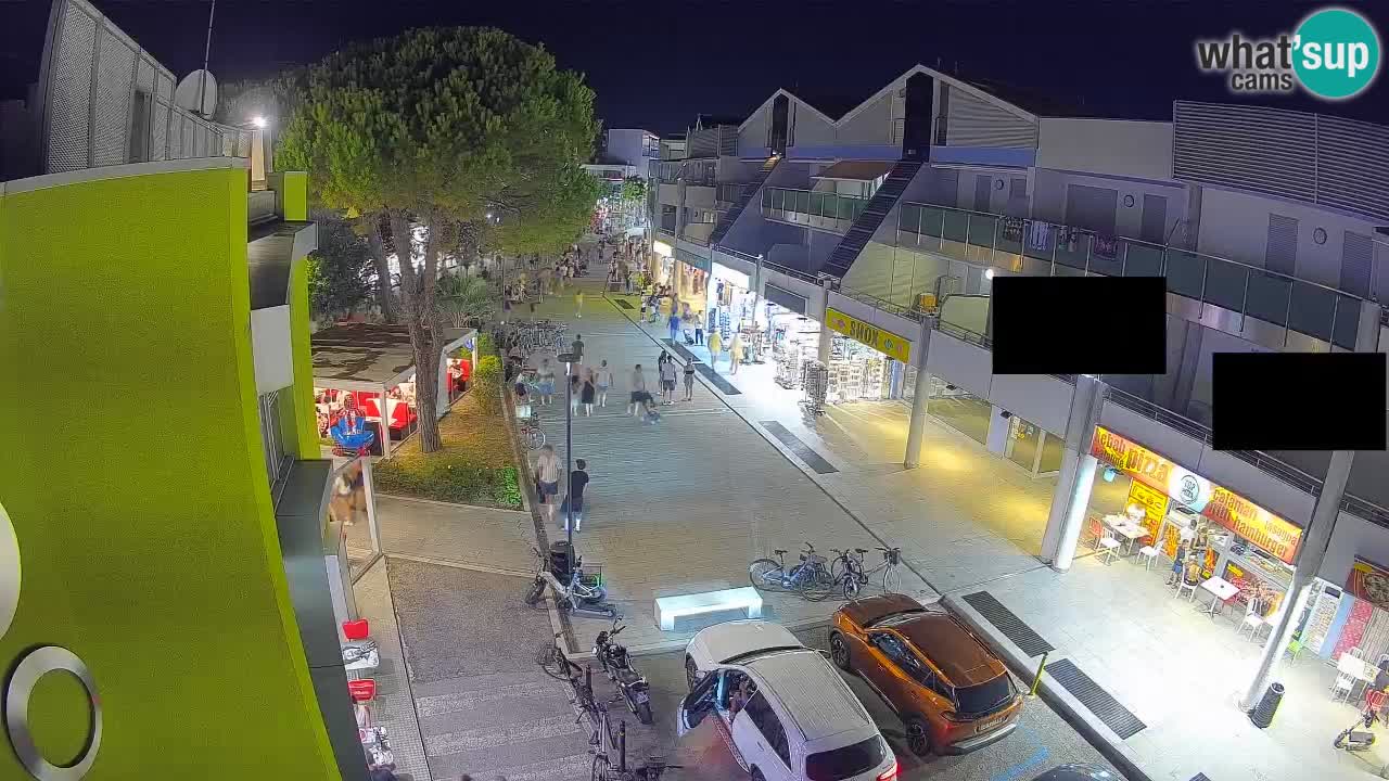Bibione Shopping Street Webcam – Live View