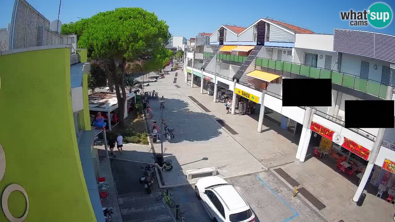 Bibione Shopping Street Webcam – Live View