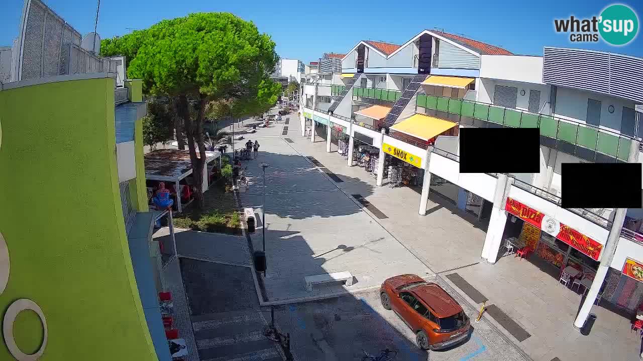 Bibione Shopping Street Webcam – Live View
