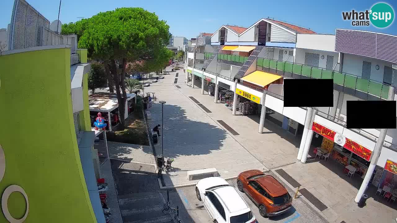 Bibione Shopping Street Webcam – Live View