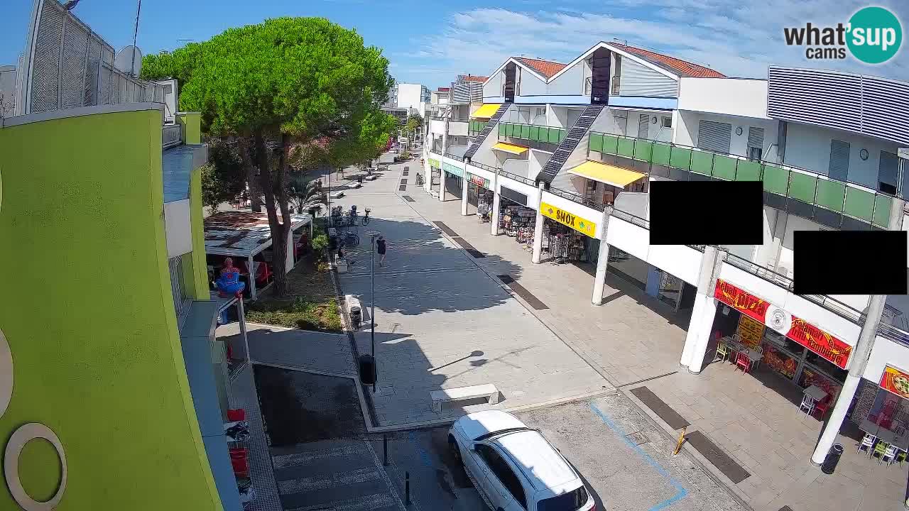 Bibione Shopping Street Webcam – Live View