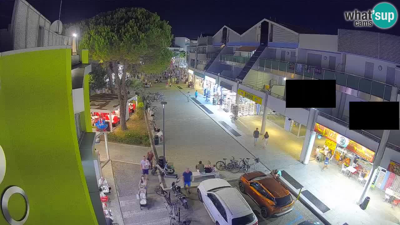 Bibione Shopping Street Webcam – Live View