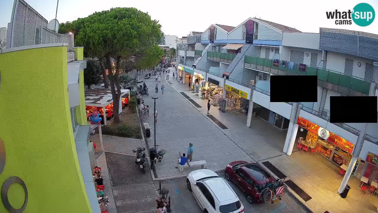 Spletna kamera Bibione Nakupovalna ulica – v živo