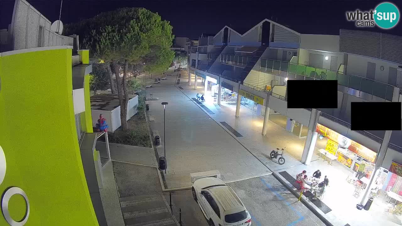 Spletna kamera Bibione Nakupovalna ulica – v živo