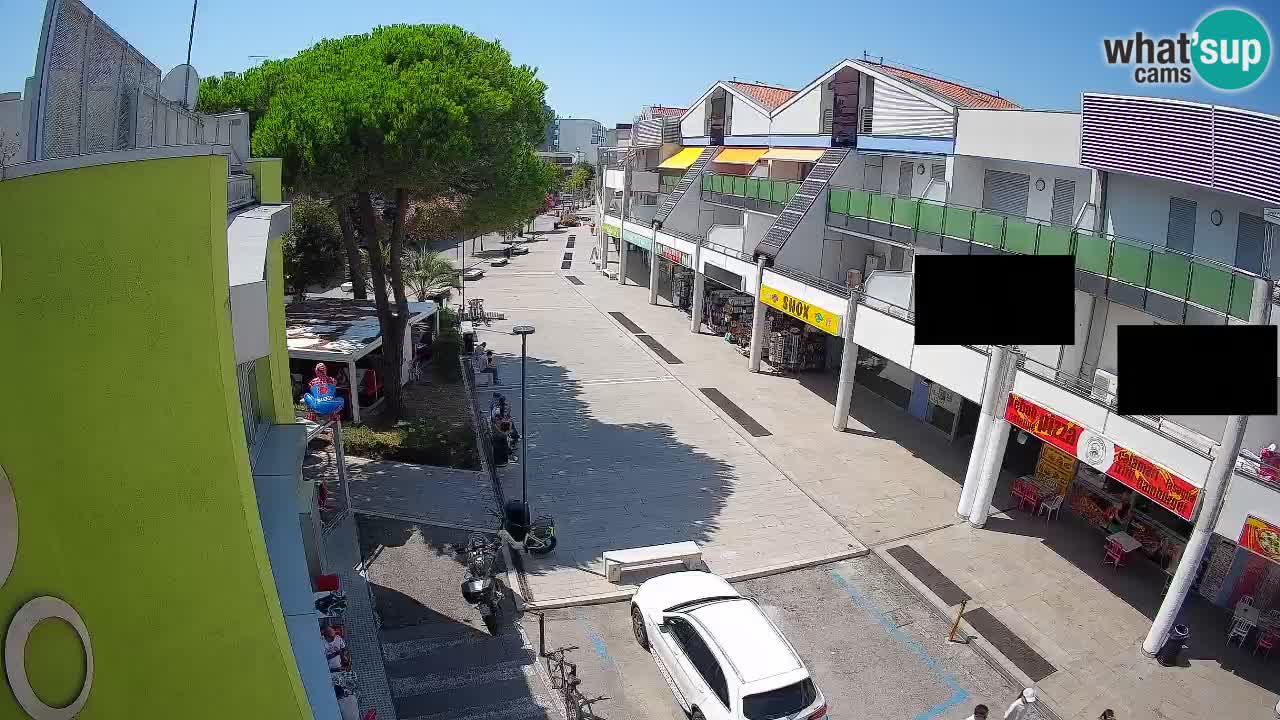 Webcam Rue Commerçante de Bibione – Vue en direct
