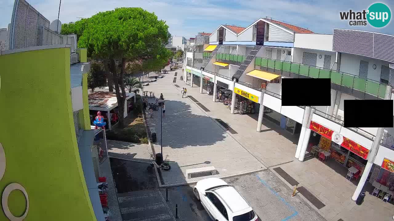 Bibione Shopping Street Webcam – Live View
