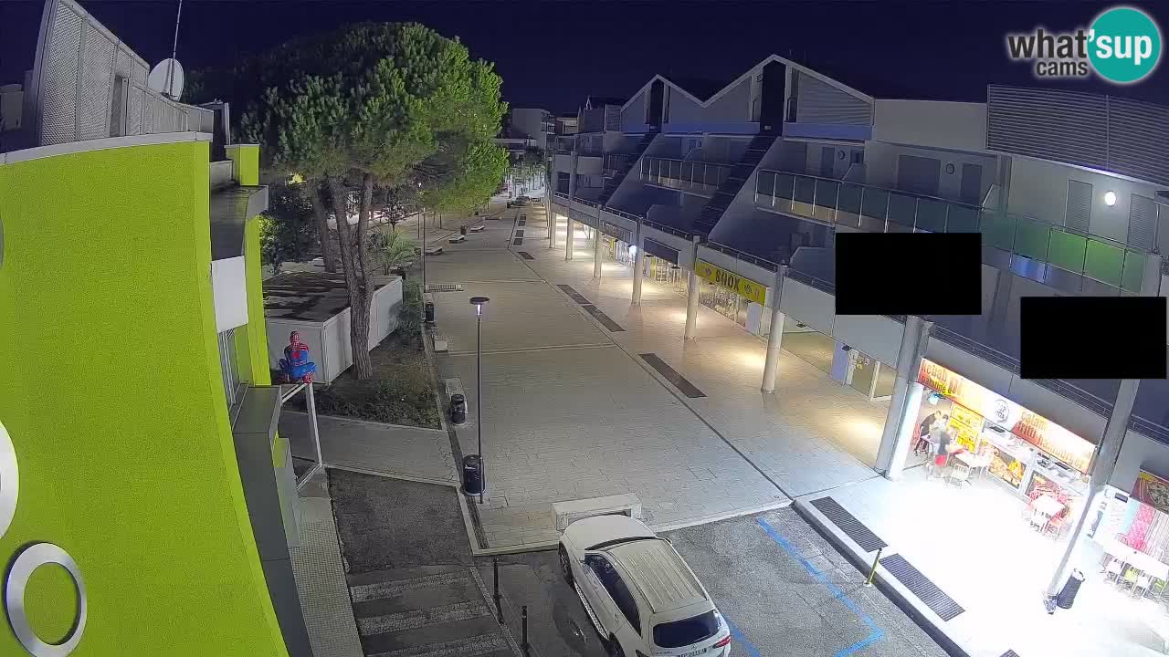 Webcam Via dello Shopping Bibione – Diretta Live