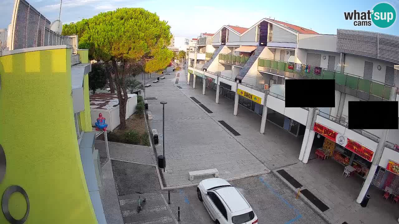 Webcam Via dello Shopping Bibione – Diretta Live