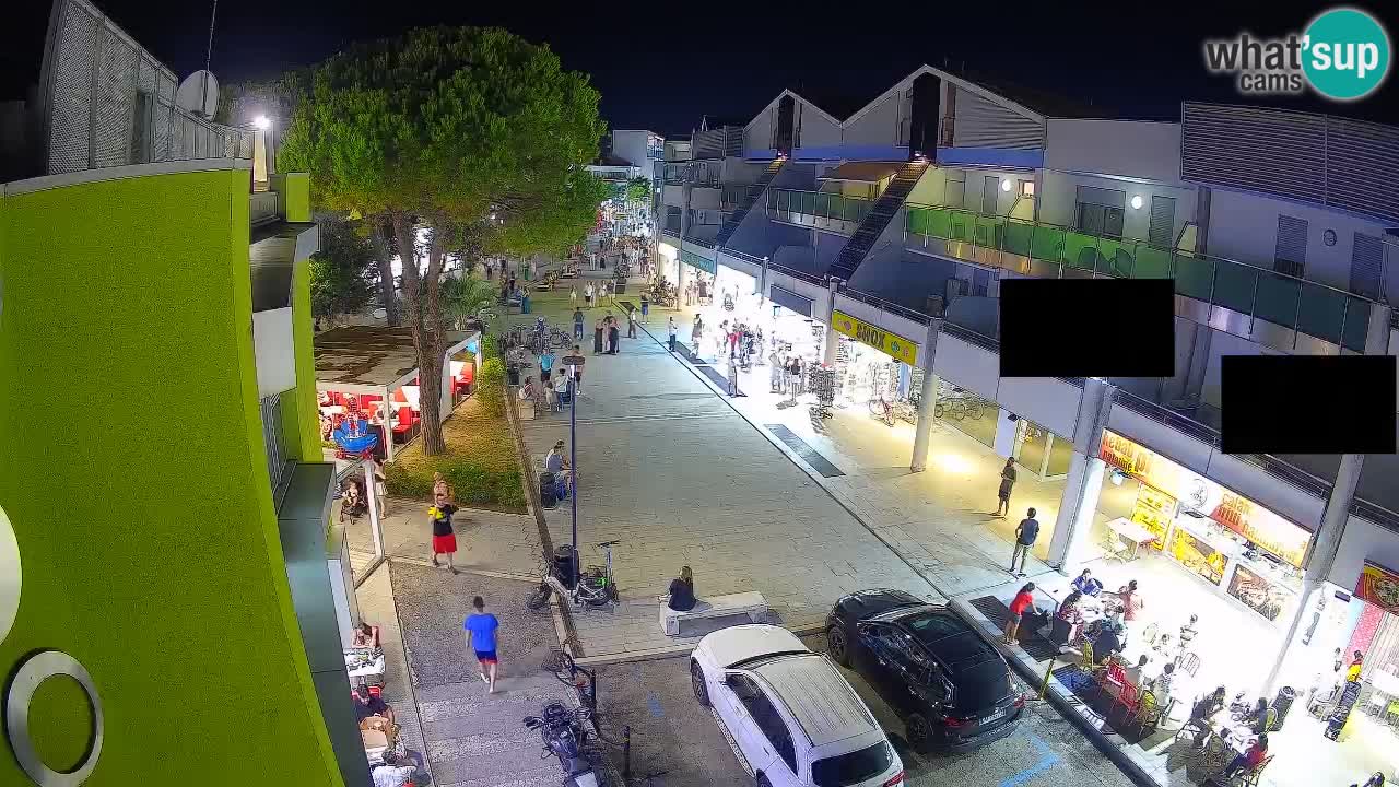 Bibione Shopping Street Webcam – Live View