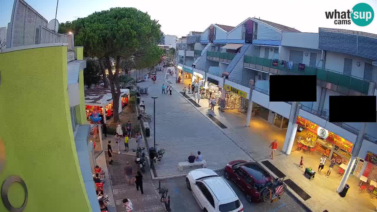 Webcam Via dello Shopping Bibione – Diretta Live