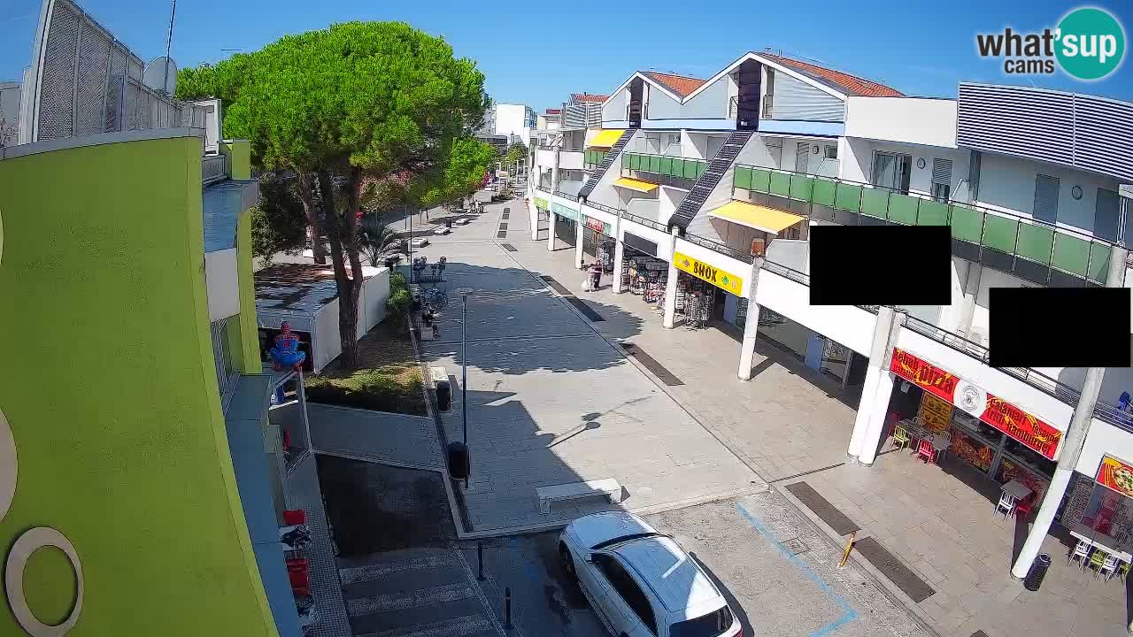 Bibione Shopping Street Webcam – Live View