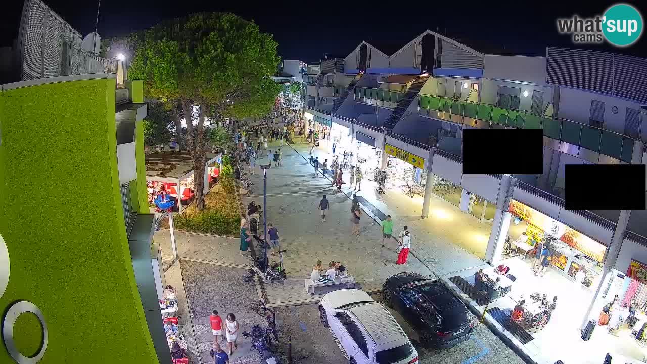 Bibione Shopping Street Webcam – Live View