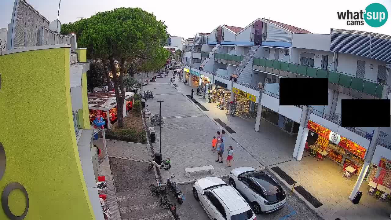Webcam Via dello Shopping Bibione – Diretta Live